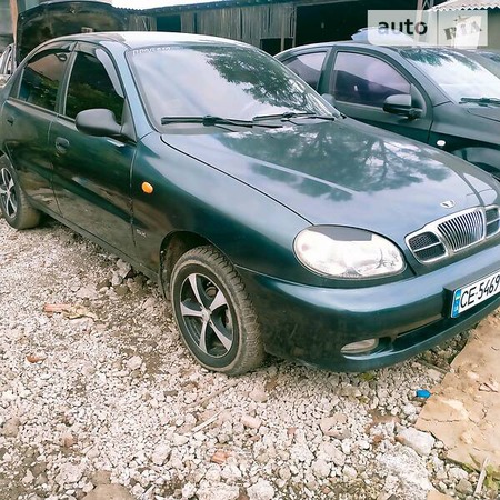 Daewoo Lanos 2005  випуску Чернівці з двигуном 1.5 л бензин седан  за 2399 долл. 