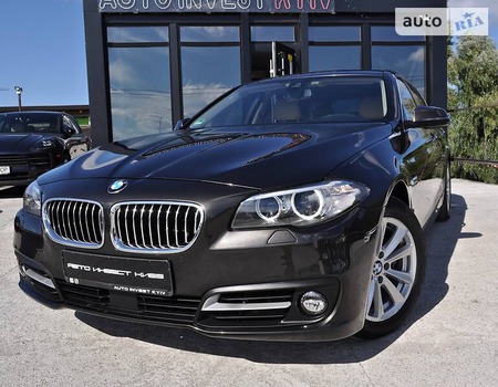 BMW 518 2015  випуску Київ з двигуном 2 л дизель універсал автомат за 18777 долл. 