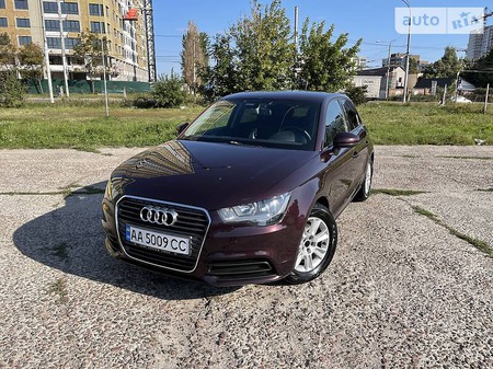 Audi A1 2013  випуску Київ з двигуном 1.4 л бензин хэтчбек автомат за 14500 долл. 