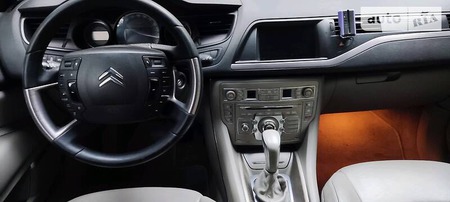 Citroen C5 2009  випуску Київ з двигуном 2 л дизель седан автомат за 4000 долл. 
