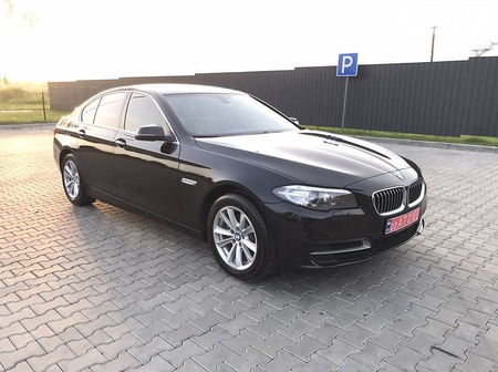 BMW 528 2014  випуску Івано-Франківськ з двигуном 2 л бензин седан автомат за 17900 долл. 