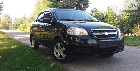 Chevrolet Aveo 2011  випуску Суми з двигуном 0 л бензин седан механіка за 4950 долл. 
