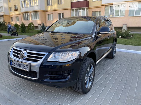 Volkswagen Touareg 2007  випуску Хмельницький з двигуном 3 л дизель позашляховик автомат за 11950 долл. 