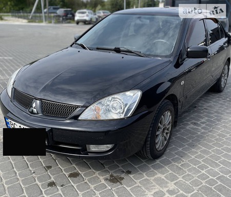 Mitsubishi Lancer 2005  випуску Львів з двигуном 1.6 л бензин седан механіка за 5500 долл. 