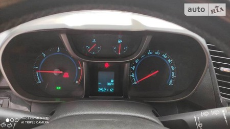 Chevrolet Orlando 2011  випуску Львів з двигуном 2 л дизель мінівен механіка за 9000 долл. 