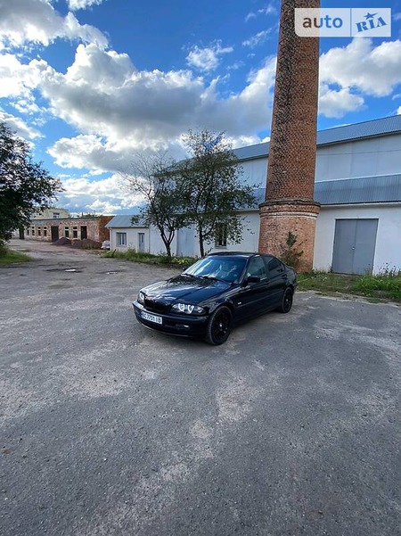 BMW 320 1999  випуску Львів з двигуном 2 л дизель седан механіка за 5500 долл. 