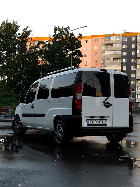 Fiat Doblo 2006  випуску Харків з двигуном 1.2 л дизель  механіка за 6100 долл. 