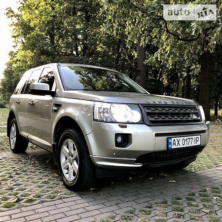 Land Rover Freelander 2011  випуску Харків з двигуном 2.2 л дизель позашляховик автомат за 15700 долл. 