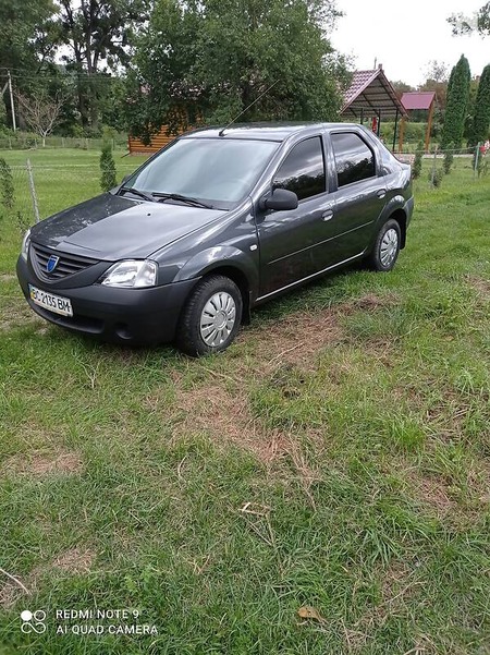 Dacia Logan 2008  випуску Тернопіль з двигуном 0 л бензин седан механіка за 3950 долл. 