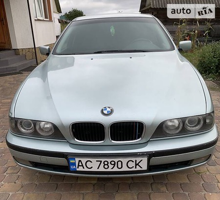 BMW 523 1996  випуску Луцьк з двигуном 2.5 л  седан автомат за 5500 долл. 