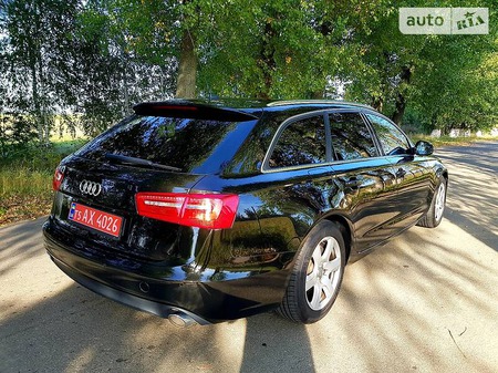 Audi A6 Limousine 2012  випуску Київ з двигуном 3 л дизель універсал механіка за 18900 долл. 