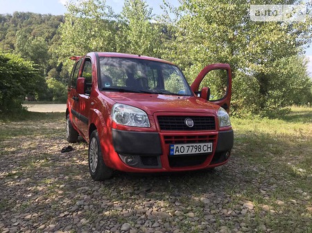 Fiat Doblo 2008  випуску Ужгород з двигуном 1.4 л бензин мінівен механіка за 6399 долл. 