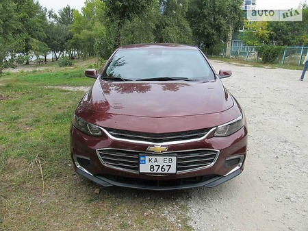 Chevrolet Malibu 2016  випуску Київ з двигуном 1.8 л гібрид седан автомат за 17700 долл. 