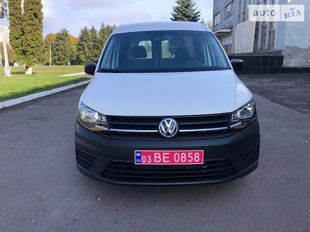 Volkswagen Caddy 2020  випуску Рівне з двигуном 0 л дизель мінівен автомат за 17200 долл. 