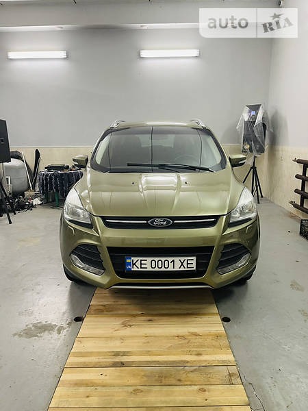 Ford Kuga 2015  випуску Київ з двигуном 2 л дизель позашляховик автомат за 15500 долл. 