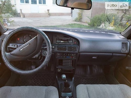 Toyota Corolla 1987  випуску Дніпро з двигуном 0 л бензин ліфтбек механіка за 1500 долл. 