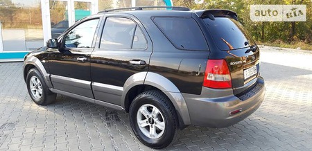 KIA Sorento 2005  випуску Чернівці з двигуном 2.5 л дизель позашляховик автомат за 2800 долл. 