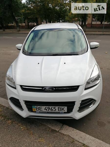 Ford Kuga 2014  випуску Миколаїв з двигуном 2 л дизель універсал механіка за 14000 долл. 