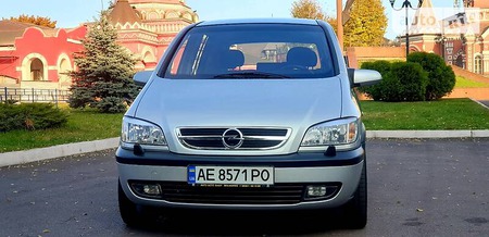 Opel Zafira Tourer 2003  випуску Дніпро з двигуном 1.8 л бензин мінівен механіка за 5450 долл. 