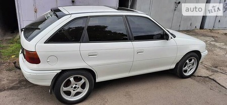 Opel Astra 1995  випуску Одеса з двигуном 1.4 л бензин хэтчбек механіка за 2500 долл. 