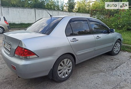 Mitsubishi Lancer 2006  випуску Львів з двигуном 1.6 л бензин седан механіка за 5000 долл. 