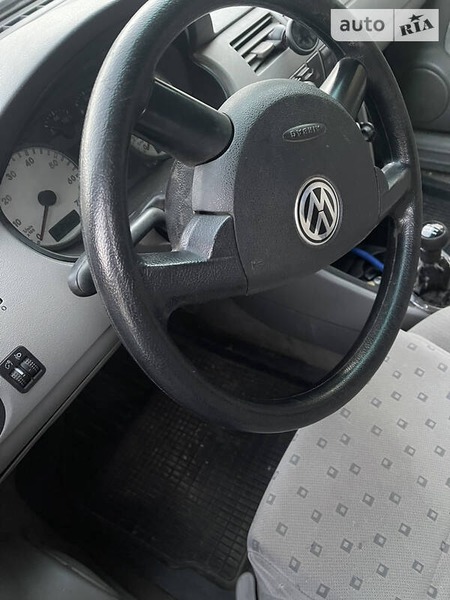Volkswagen Pointer 2006  випуску Житомир з двигуном 1.8 л  хэтчбек  за 2788 долл. 