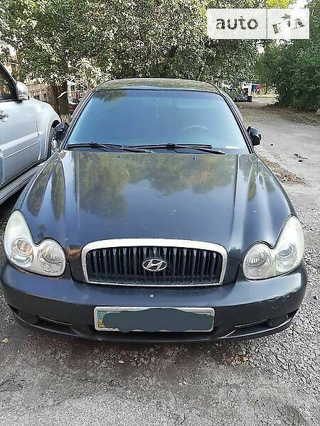 Hyundai Sonata 2003  випуску Київ з двигуном 2 л бензин седан механіка за 3100 долл. 