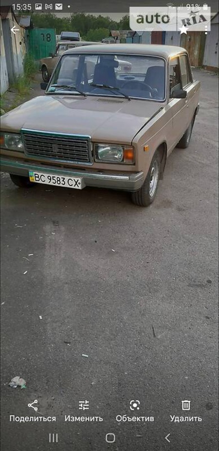 Lada 2107 1983  випуску Львів з двигуном 1.5 л бензин седан механіка за 1500 долл. 