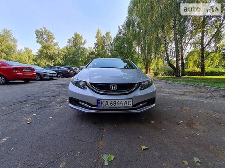 Honda Civic 2014  випуску Київ з двигуном 1.5 л гібрид седан автомат за 10000 долл. 