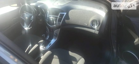 Chevrolet Cruze 2013  випуску Черкаси з двигуном 1.7 л дизель універсал механіка за 9500 долл. 