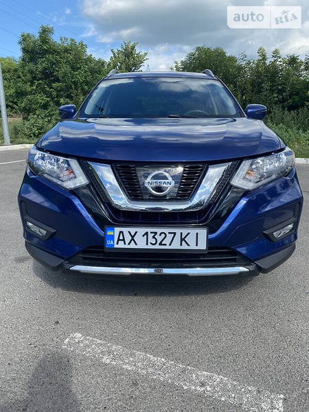 Nissan Rogue 2017  випуску Харків з двигуном 2.5 л  позашляховик автомат за 17500 долл. 