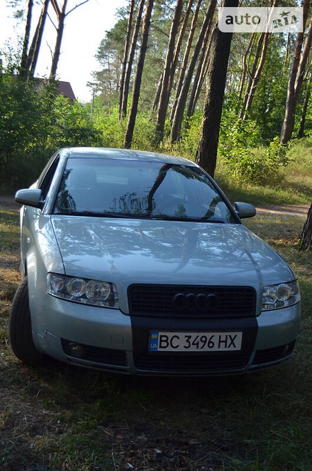 Audi A4 Limousine 2003  випуску Львів з двигуном 2 л бензин седан автомат за 5100 долл. 