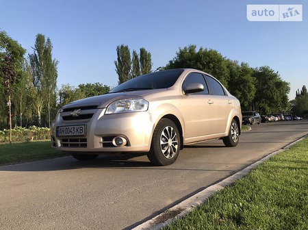 Chevrolet Aveo 2008  випуску Донецьк з двигуном 1.6 л бензин седан механіка за 6000 долл. 