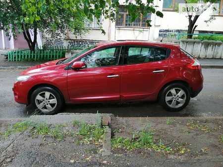 Renault Megane 2010  випуску Полтава з двигуном 2 л бензин хэтчбек автомат за 9000 долл. 