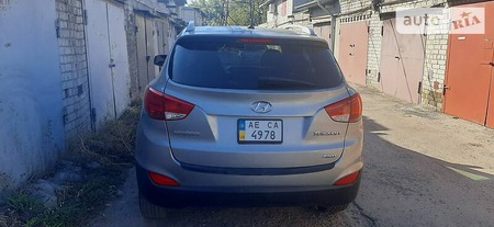 Hyundai Tucson 2012  випуску Дніпро з двигуном 2.4 л бензин позашляховик автомат за 12000 долл. 