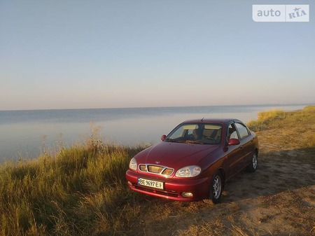 Daewoo Lanos 2007  випуску Миколаїв з двигуном 1.5 л бензин седан механіка за 4400 долл. 