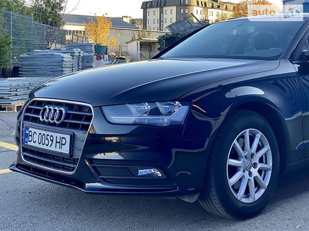 Audi A4 Limousine 2014  випуску Львів з двигуном 2 л дизель універсал автомат за 13950 долл. 