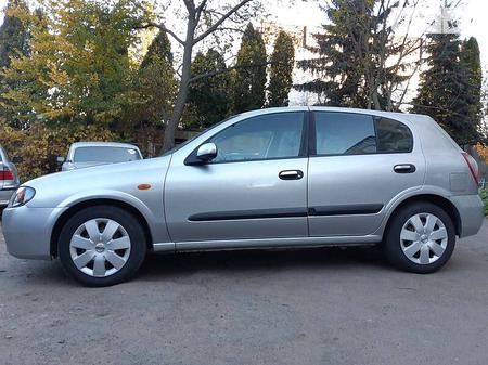 Nissan Almera 2003  випуску Рівне з двигуном 1.5 л дизель хэтчбек механіка за 1300 долл. 