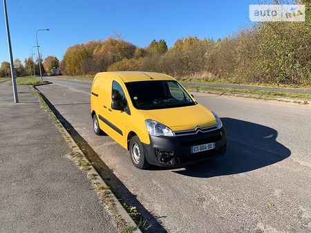 Citroen Berlingo 2017  випуску Львів з двигуном 1.6 л дизель мінівен автомат за 8700 долл. 