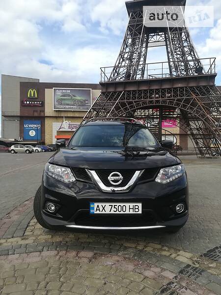 Nissan Rogue 2014  випуску Харків з двигуном 2.5 л бензин позашляховик автомат за 15200 долл. 