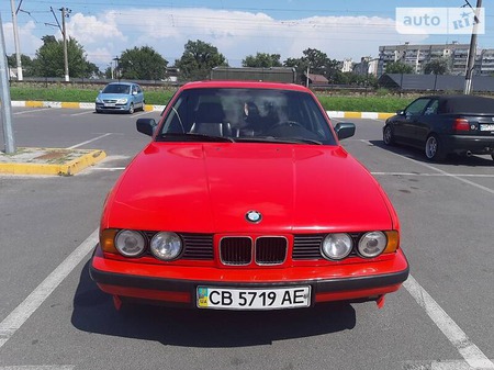 BMW 518 1991  випуску Київ з двигуном 1.8 л  седан механіка за 2000 долл. 