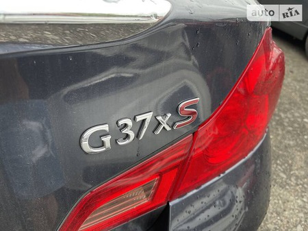 Infiniti G37 2012  випуску Київ з двигуном 3.7 л бензин седан  за 15200 долл. 