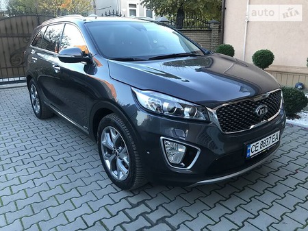 KIA Sorento 2015  випуску Чернівці з двигуном 2.2 л дизель позашляховик автомат за 25300 долл. 