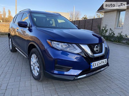 Nissan Rogue 2017  випуску Харків з двигуном 2.4 л бензин позашляховик автомат за 18300 долл. 