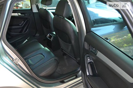 Audi A4 Limousine 2010  випуску Донецьк з двигуном 2 л бензин седан автомат за 11300 долл. 