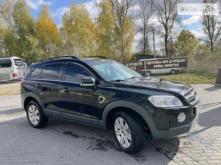 Chevrolet Captiva 2007  випуску Івано-Франківськ з двигуном 2 л дизель позашляховик механіка за 9900 долл. 