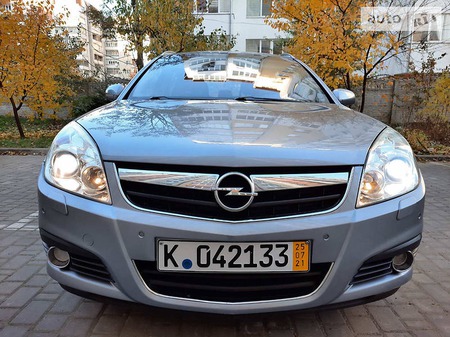 Opel Signum 2007  випуску Івано-Франківськ з двигуном 1.8 л бензин хэтчбек  за 6950 долл. 