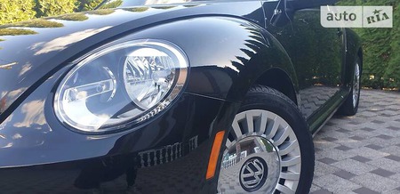 Volkswagen Beetle 2012  випуску Київ з двигуном 2.5 л  купе  за 11700 долл. 