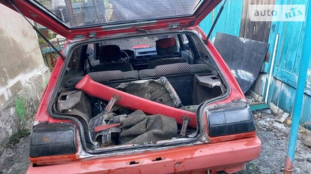 Toyota Corolla 1986  випуску Дніпро з двигуном 1.3 л бензин хэтчбек механіка за 600 долл. 