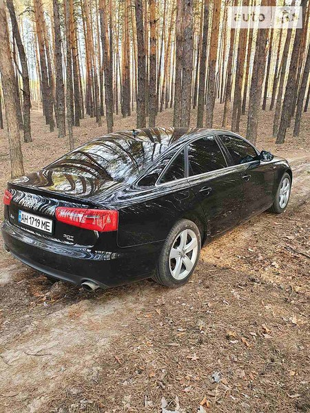 Audi A6 Limousine 2012  випуску Донецьк з двигуном 3 л бензин седан автомат за 15000 долл. 